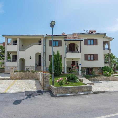Apartmani Lorena Poreč Eksteriør billede