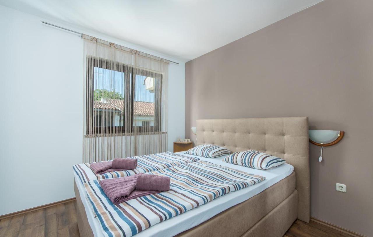 Apartmani Lorena Poreč Eksteriør billede