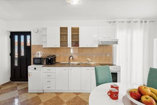 Apartmani Lorena Poreč Eksteriør billede